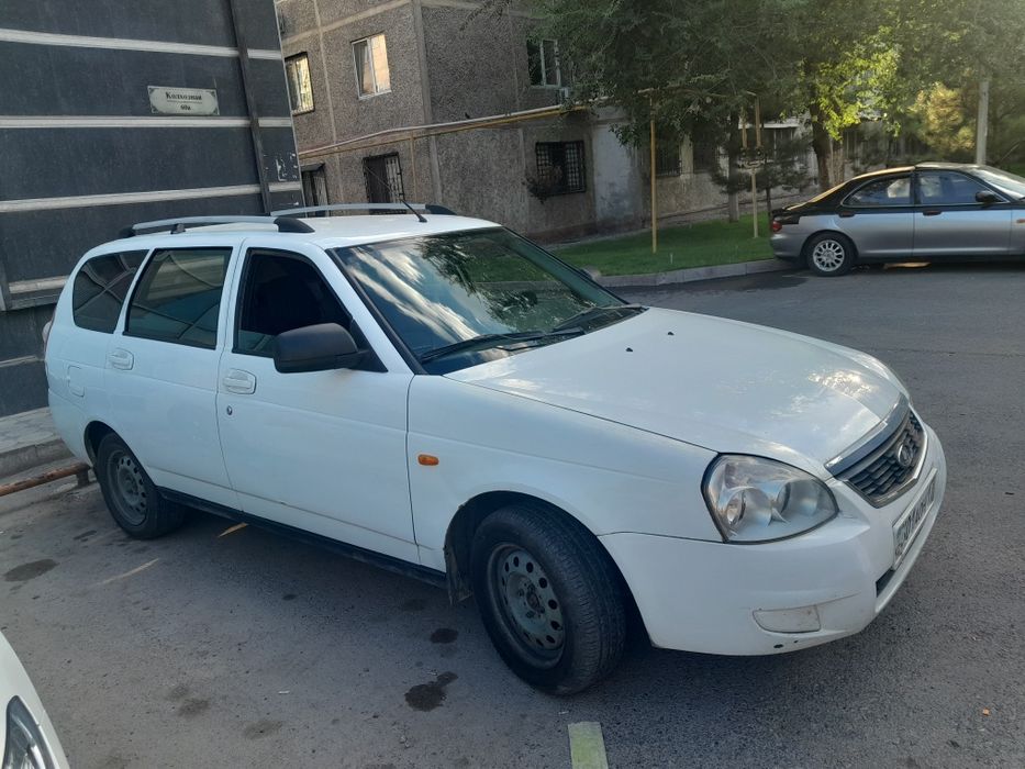 Продаю автомобиль ВАЗ Лада Приора Prıora универсал