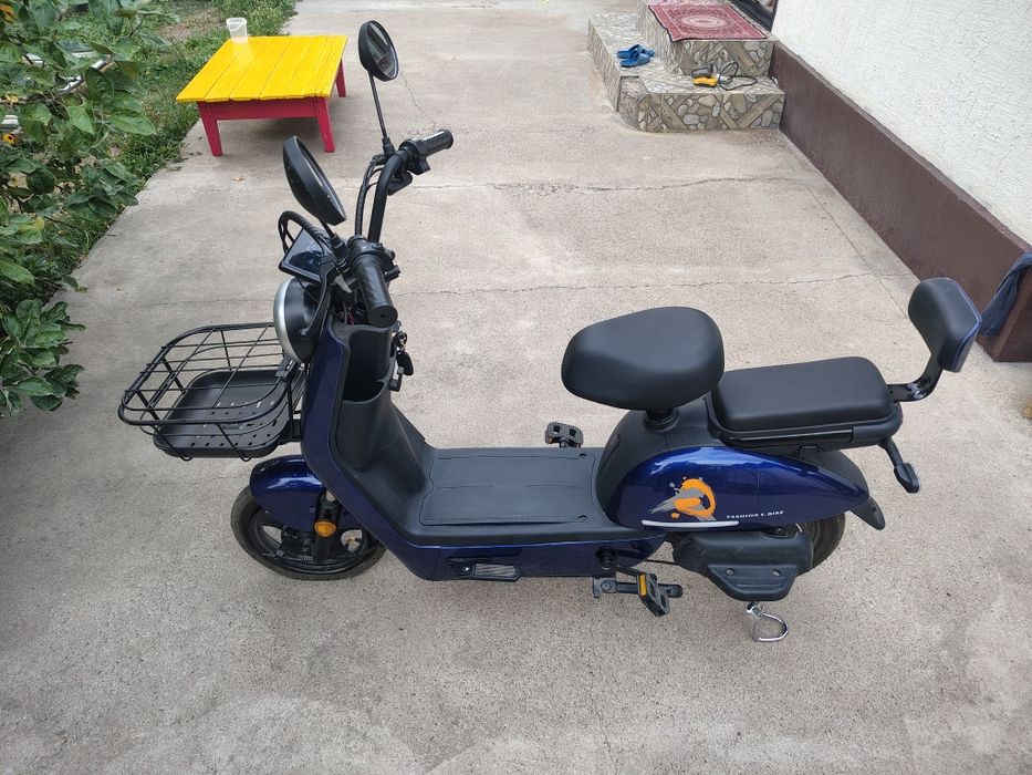 Продам электро скутер. В новом состояний.