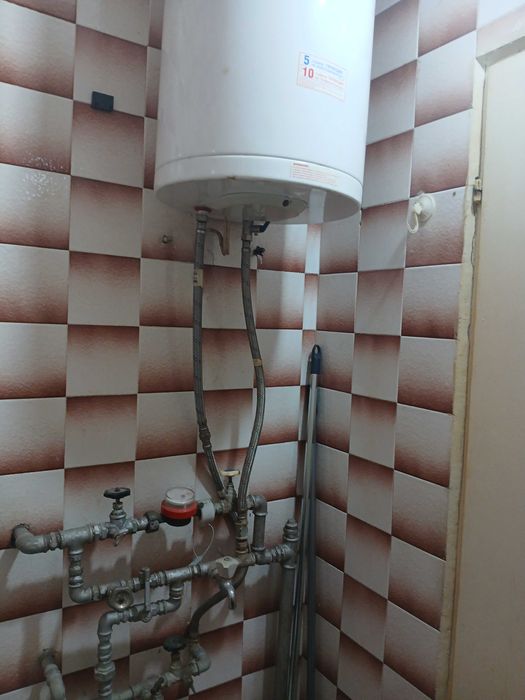 Дава се под наем Двустаен апартамент в Стара Загора, Център - 50 кв.м за 204 € - Снимка #4