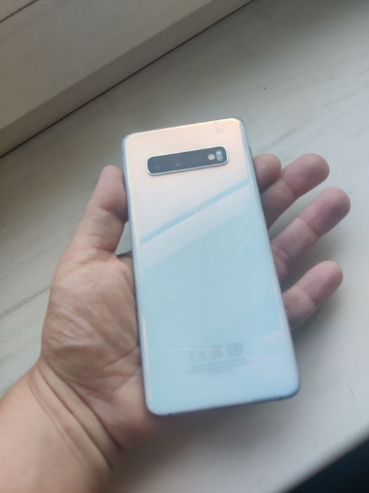 Samsung S10  8/128gb