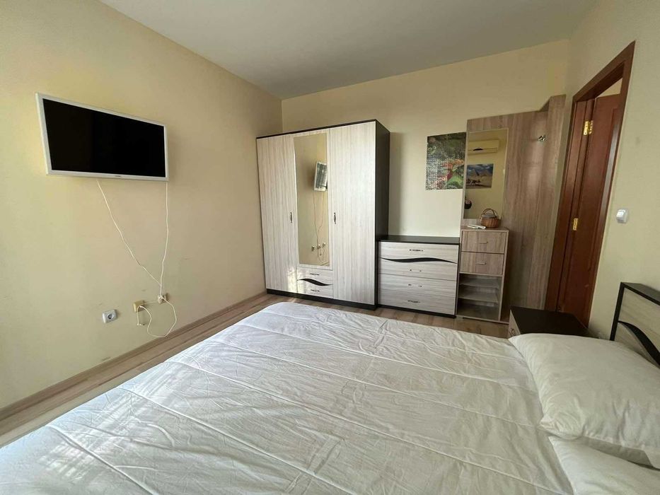 Дава се под наем Двустаен апартамент в к.к. Златни пясъци - 45 кв.м за 408 € - Снимка #2