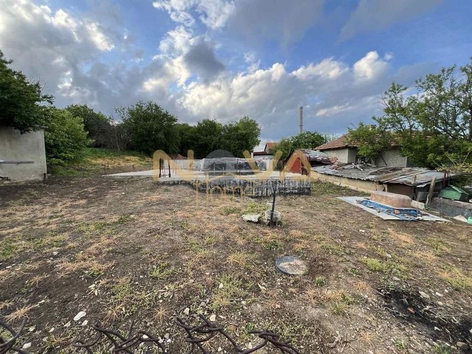 Къща в Добрич-Център площ 146 цена 66500