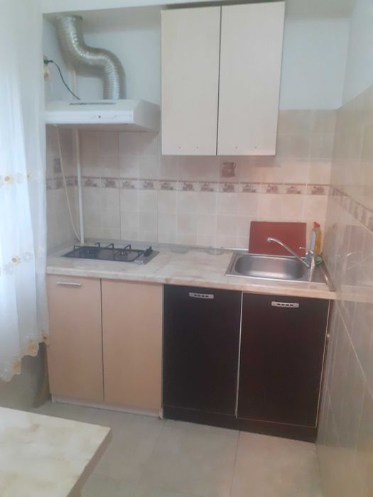 Inchiriez garsoniera