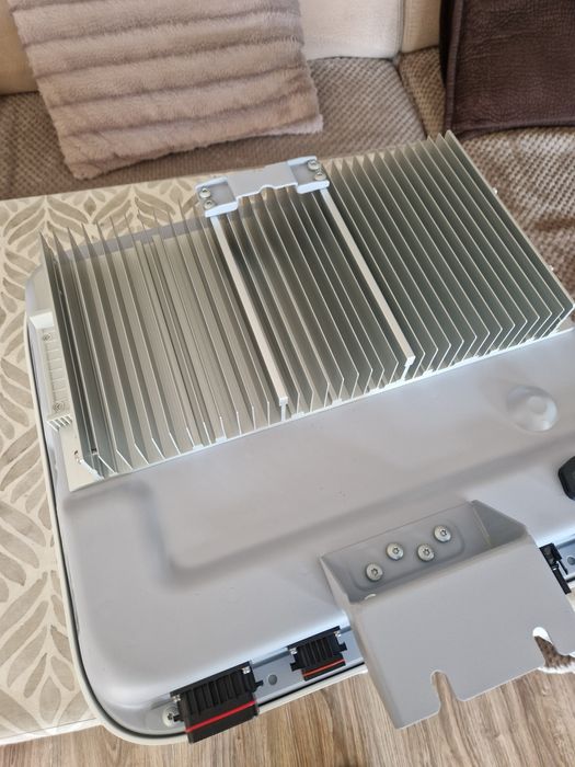 Инвертор Huawei Model: SUN2000-10KTL-M1