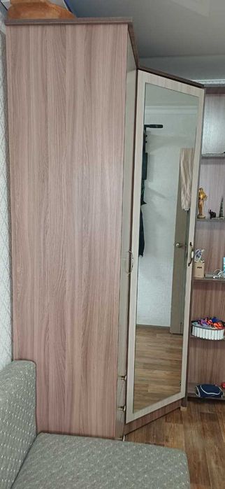 Продам Шкаф Угловой