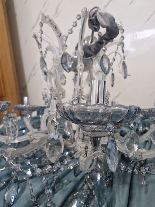 Продам люстру б/у за 25000 тг 9 ламп