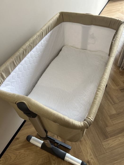 Продам кроватку для ребенка