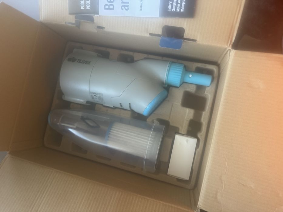Aspirator Tillvex pentru piscina si spa ,fara fir
