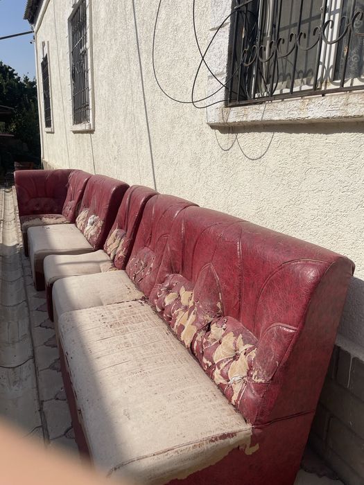 диван шкаф в средном состояний