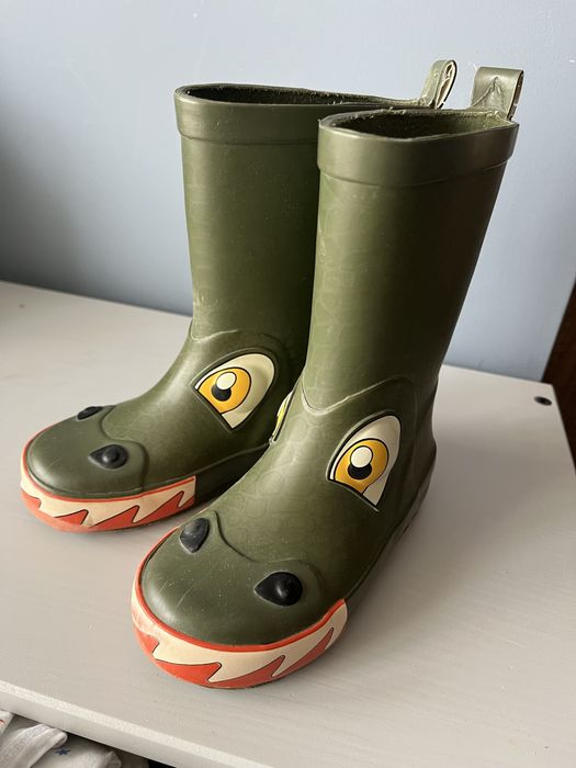 Zara боти 25 номер Biomecanics 27 номер