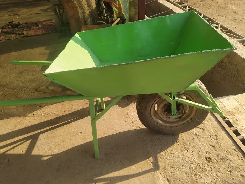 Тачка Аробача сотилади