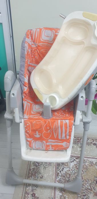 Детский столик для кормления