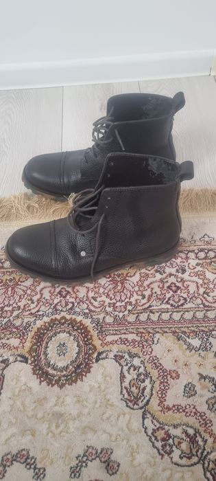 Bocanci calvin klein originali marimea 43