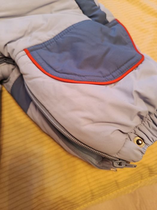 Продам комбинезон на 3-6 месяцев