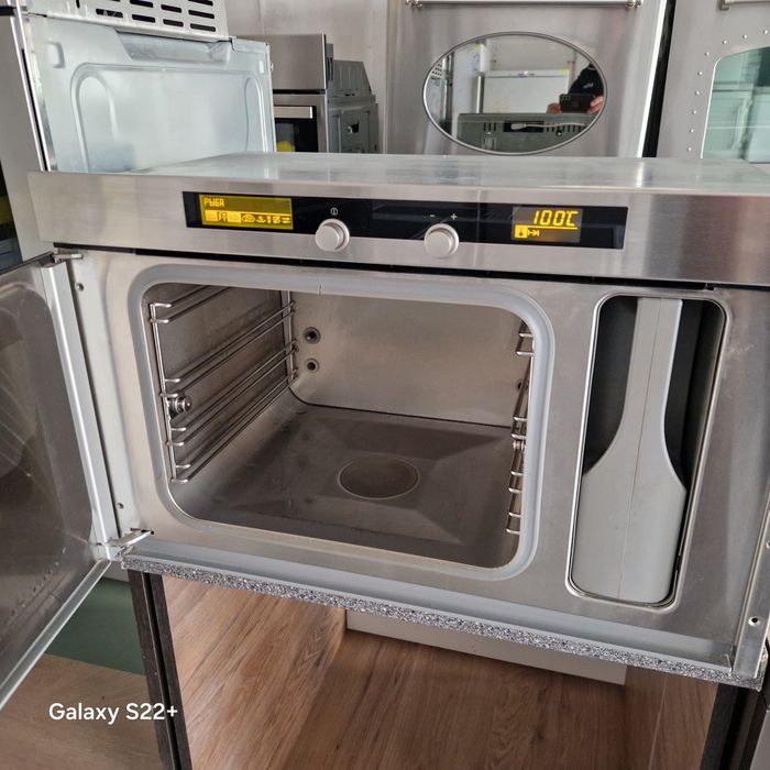 Фурна за вграждане на пара MIELE DG2661