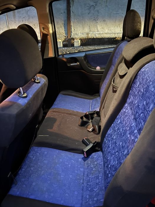 Opel Zafira Опел Зафира 1.8 125