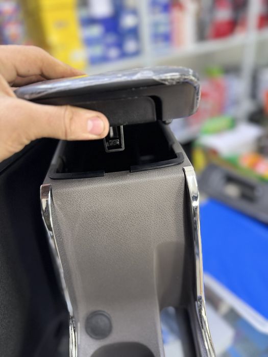 Подлокотники на кобальт