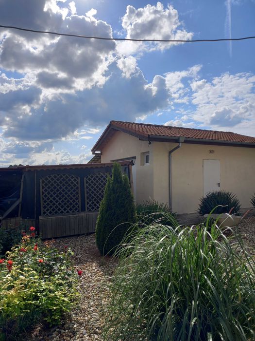 Къща за продажба близо до Варна