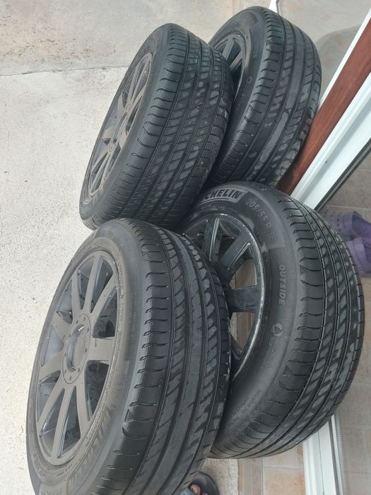 Гуми с джанти -16ц.