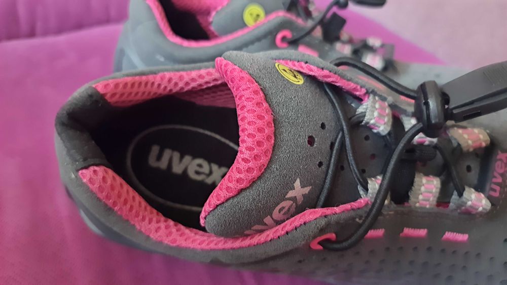 Pantofi UVEX marime 37 - 37,5 impecabili