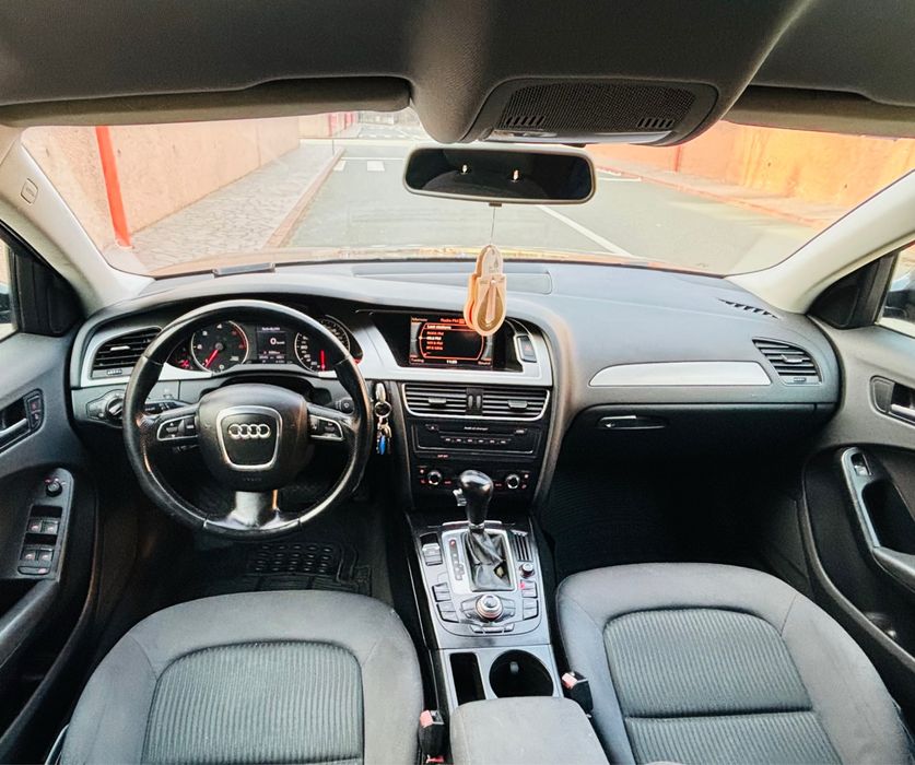 Audi A4 B8 automată