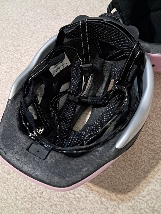 20 lei amândouă! Cască fete biciclete/role/protecție/sky