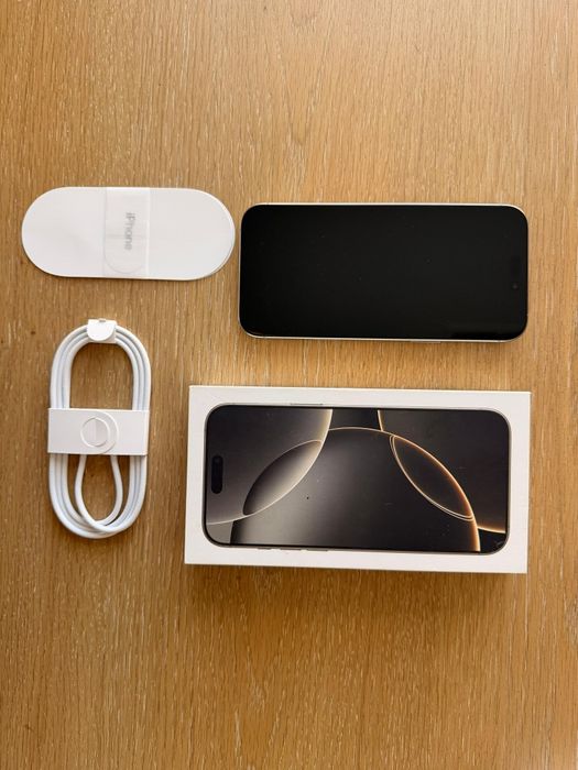 IPhone 16 Pro max 256 Гб в отличном состоянии