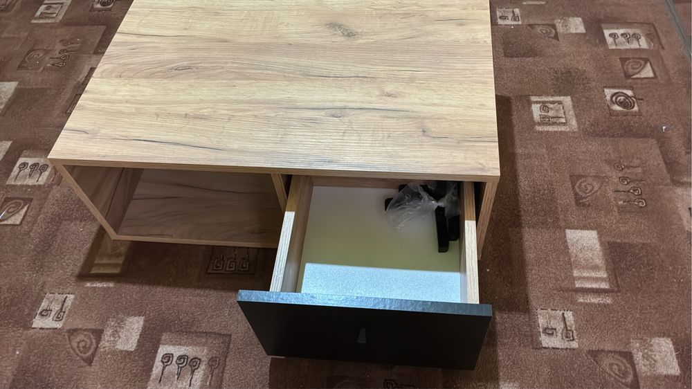 Masuta cafea pal melaminat cu picioare