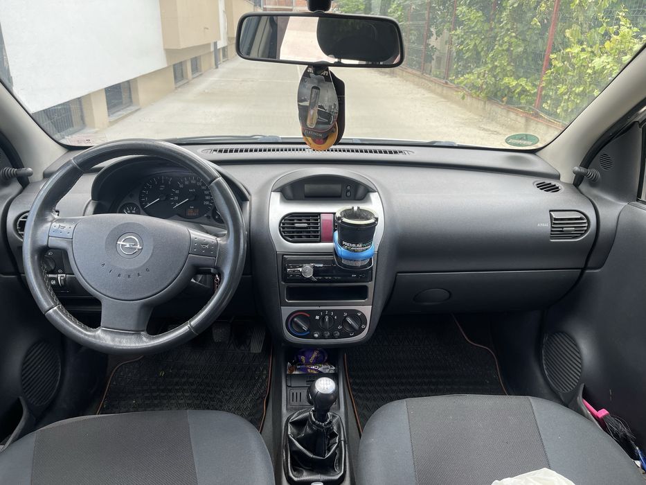 Opel corsa C 1.3 2005
