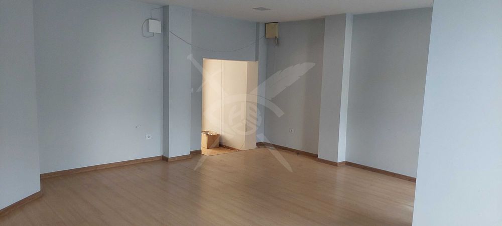 Продава се Магазин в Пловдив, Център - 86 кв.м за 2291 €/кв.м - Снимка #1