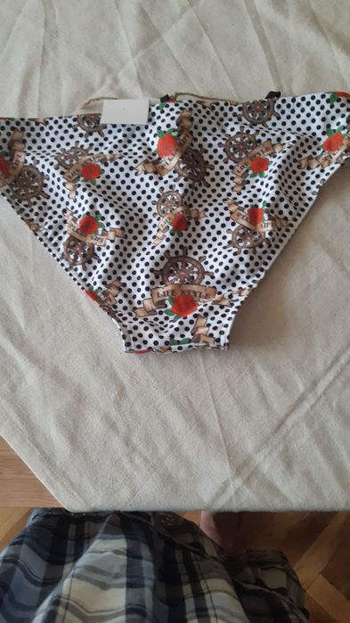 Чисто Нови бански АРЕНА