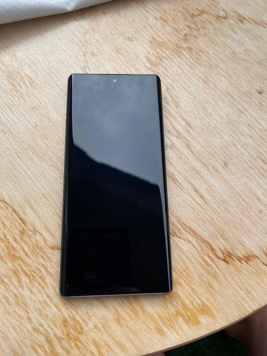 Honor 70  8 gb ram