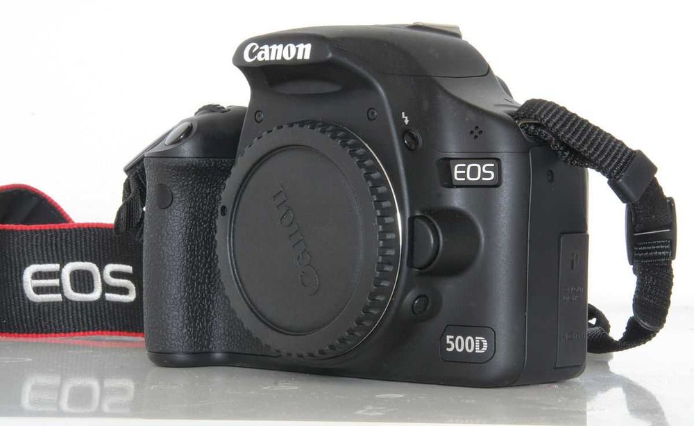 ! Canon 500D цифров фотоапарат с обектив 50mm f1.4 + сенник + Zeiss !