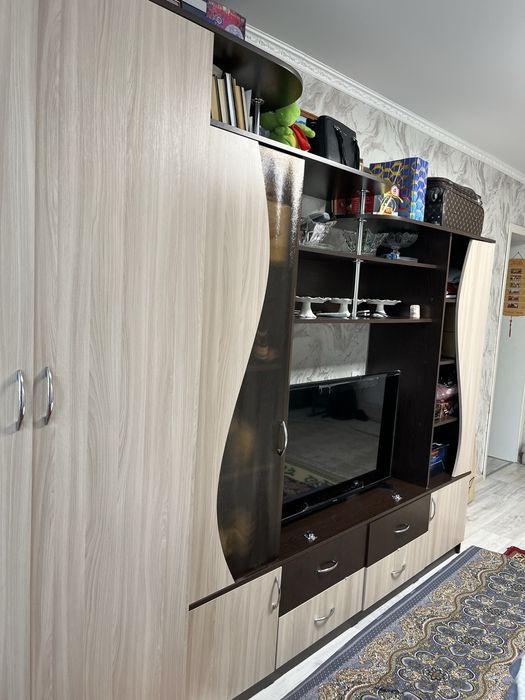 Продам стенку,очень в хорошем состоянии