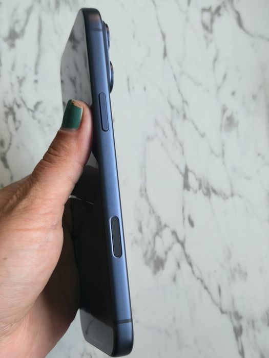 Vand Iphone 17 Pro Max piese(recarosare)