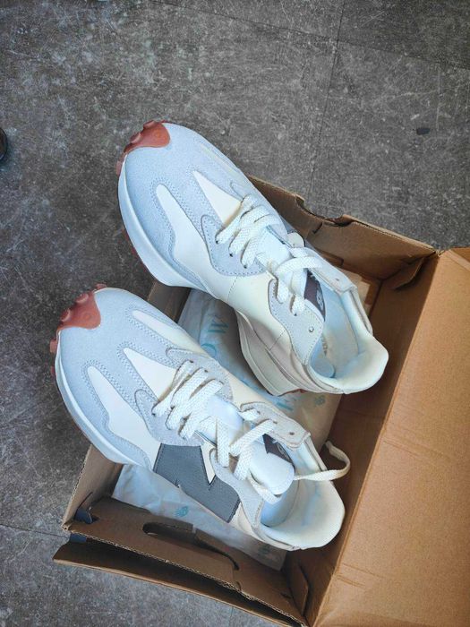 Мъжки велурени маратонки (сникърси) New Balance