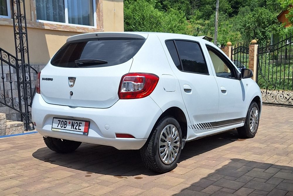 Dacia Sandero / 1.2 Benzină