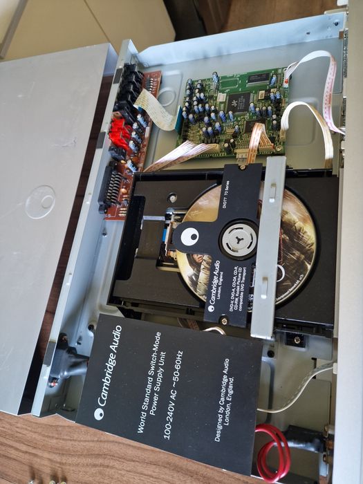 Denon,Cambridge Audio,Teac,audio de calitate ,nu se aprind.