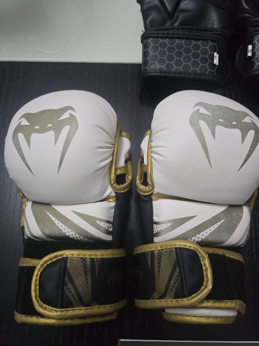 ПЕРЧАТКИ боксерские и черепашки