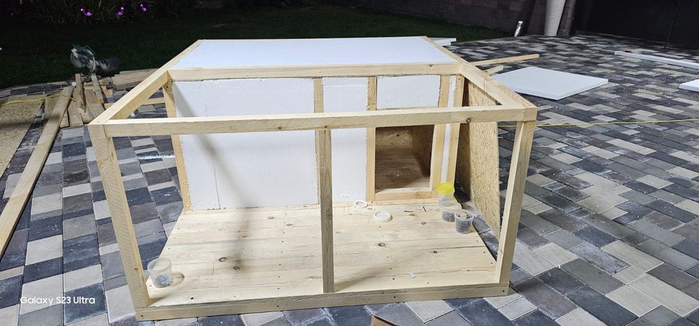 Продам будку для собаки