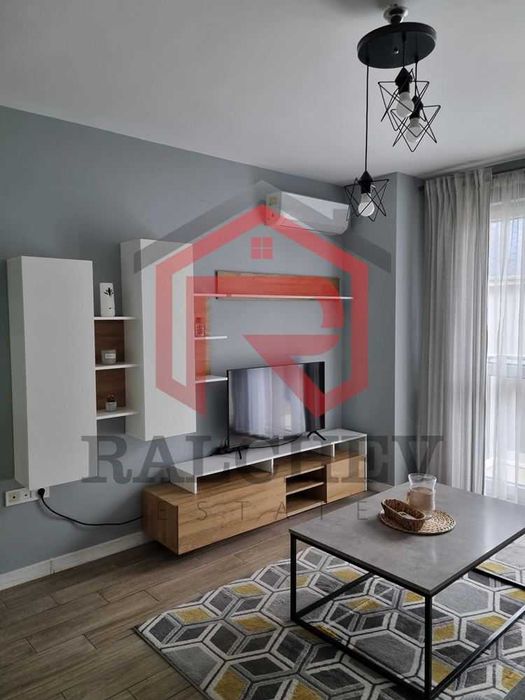 Дава се под наем Двустаен апартамент в Варна, Възраждане 3 - 74 кв.м за 433.5 € - Снимка #10