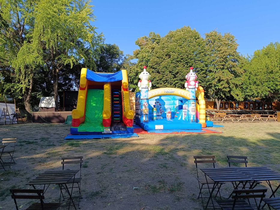 Надуваем замък,батут, човешка джага, зорб топки или пързалка под наем.