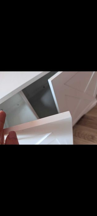 Бели мебели за хол/спалня, мебели за котешка тоалетна