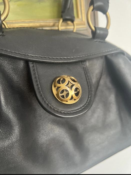 Geantă Rena Lange realizată  din  piele de vitel stare excelentă