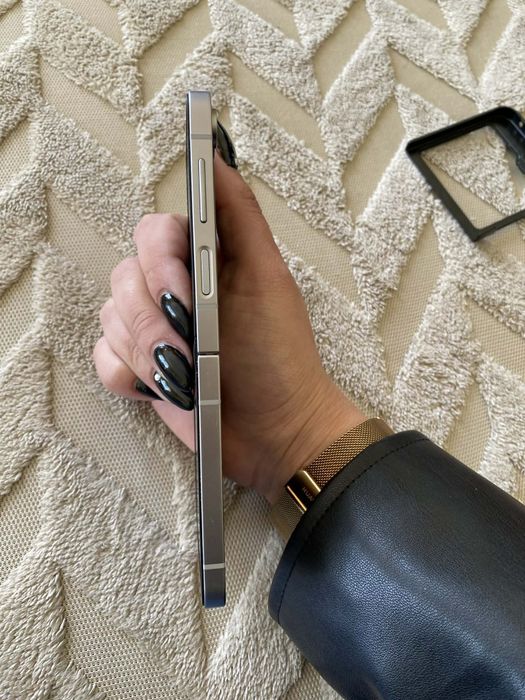 Samsung z flip 6 като нов отличен за подарък