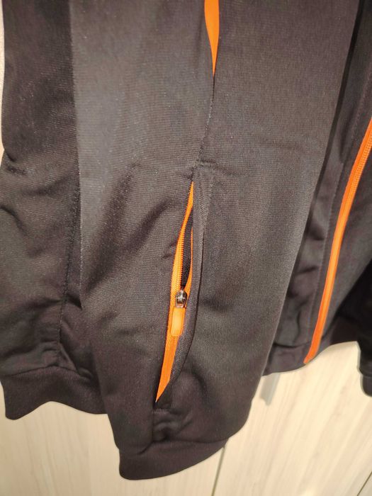 Анцунг JAKO , горнище чисто нов