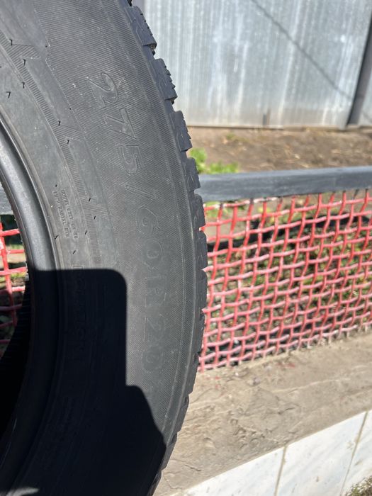 R 20/275/60 б/у 2 сезона