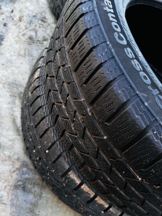 Set 4 anvelope 235/55R19 IARNĂ CONTINENTAL Cross Contact,profil bun