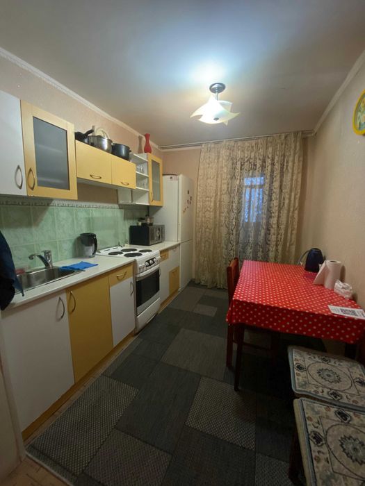 Сдам 2комн.кв. Назарбаева, 44 посуточно