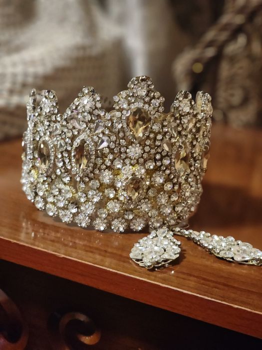 Карона + серги в подарок